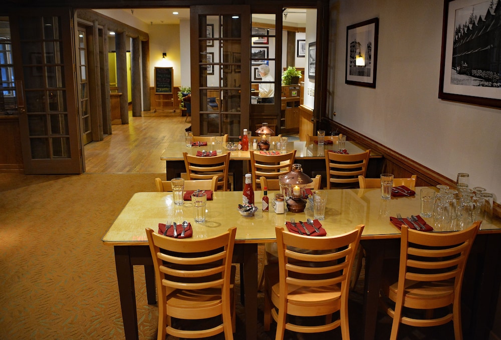 National Park Inn by null