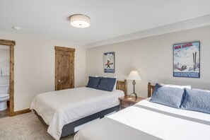 2 bedrooms, iron/ironing board, free WiFi, bed sheets