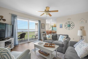 TV - Sunset Dreams - Pet friendly, Waterfront; Shared dock! (Chincoteague Island)