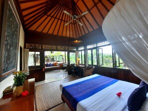 Grand Deluxe Valley View Room | Pemandangan dari kamar
