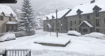 Chalet Los Ibones - Lodge Escarrilla