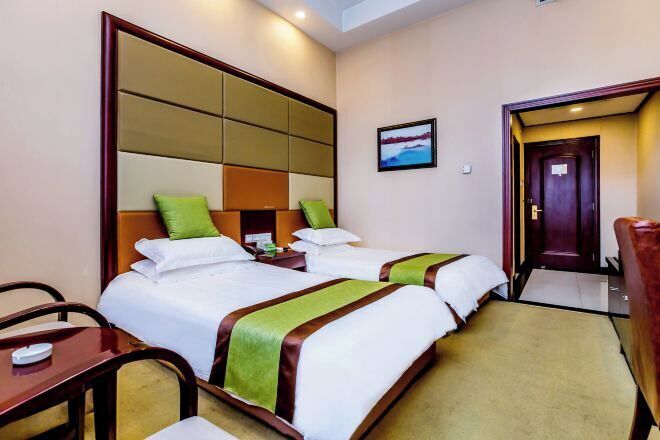 Desk, blackout curtains, free WiFi