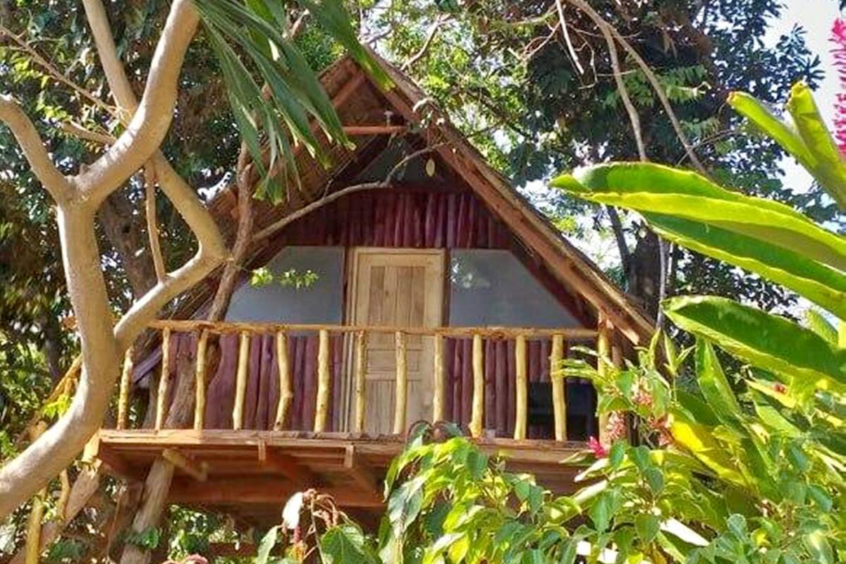 Kobe Treehouse | In-room safe, iron/ironing board, rollaway beds (surcharge), WiFi (free)
