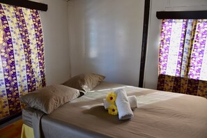 Camera familiare, 1 camera da letto, bagno privato, vista oceano (Ocean View Eco Family Cabin) | Lenzuola