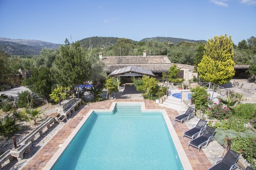 Sa Caseta - Country house with pool, tennis, jacuzzi and views of the Tramuntana