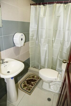 Shower, towels