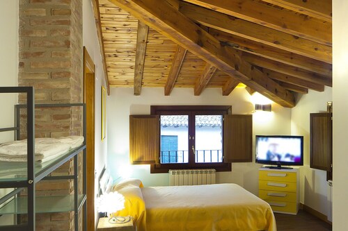 Mansion in Torrecilla with Mountain Views
