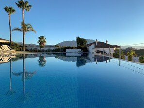 Outdoor pool, a heated pool - Magnificent luxury villa for 10 to 16 people. - magnificent sea and mountain views (Manilva)