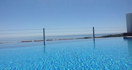 Magnificent luxury villa for 10 to 16 people. - magnificent sea and mountain views