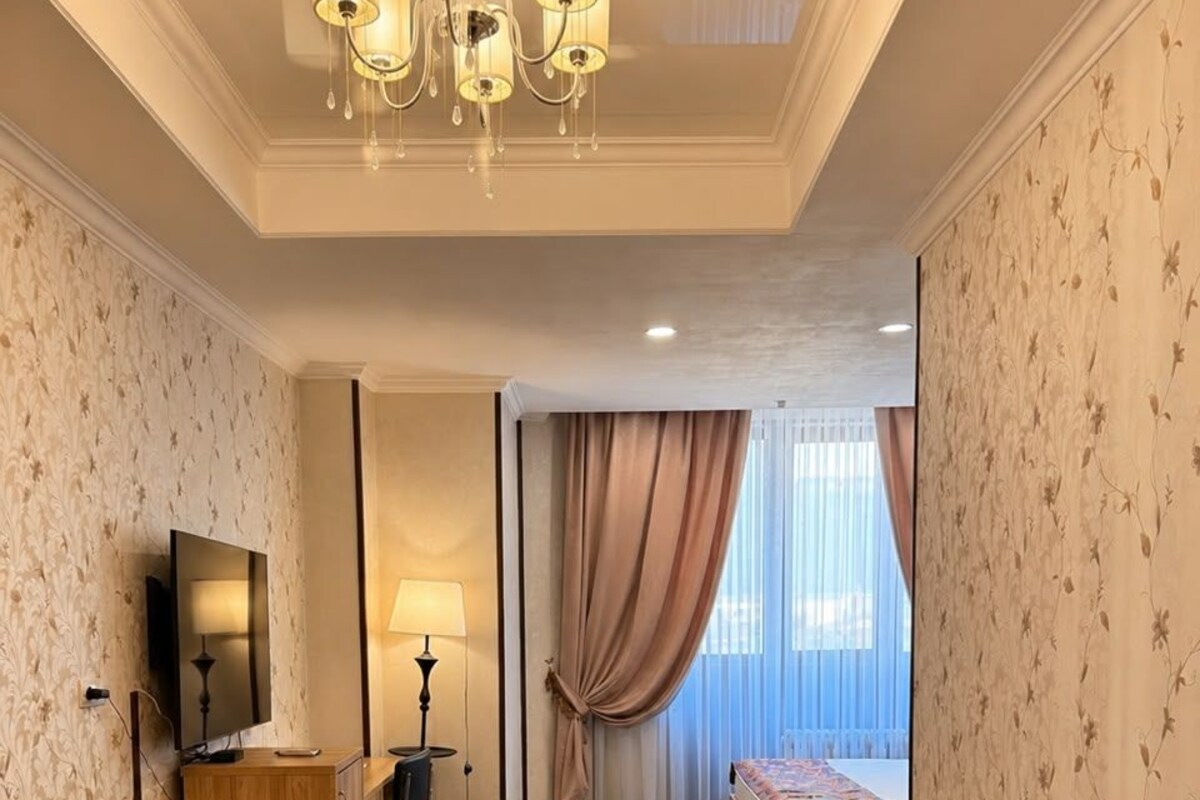 Suite | In-room safe, desk, soundproofing, iron/ironing board (on request)