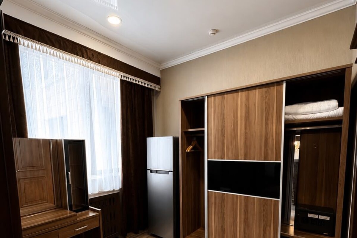 Superior Suite | In-room safe, desk, soundproofing, iron/ironing board (on request)