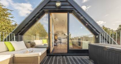 Miller's Loft, A romantic retreat for 2