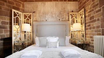 1 bedroom, iron/ironing board, Internet, bed sheets