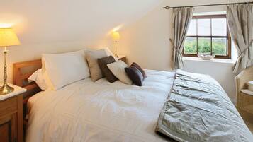 3 chambres, fer et planche Ă repasser, accĂšs Internet, draps fournis