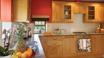 Réfrigérateur, micro-ondes, four, lave-vaisselle