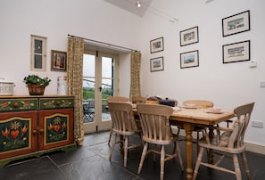Ground floor: Double-height kitchen/dining room