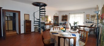 TOP-ROOF LARGE APARTMENT IN SPOLETO CITY CENTER, QUIET AND COZY TO FEEL AT HOME