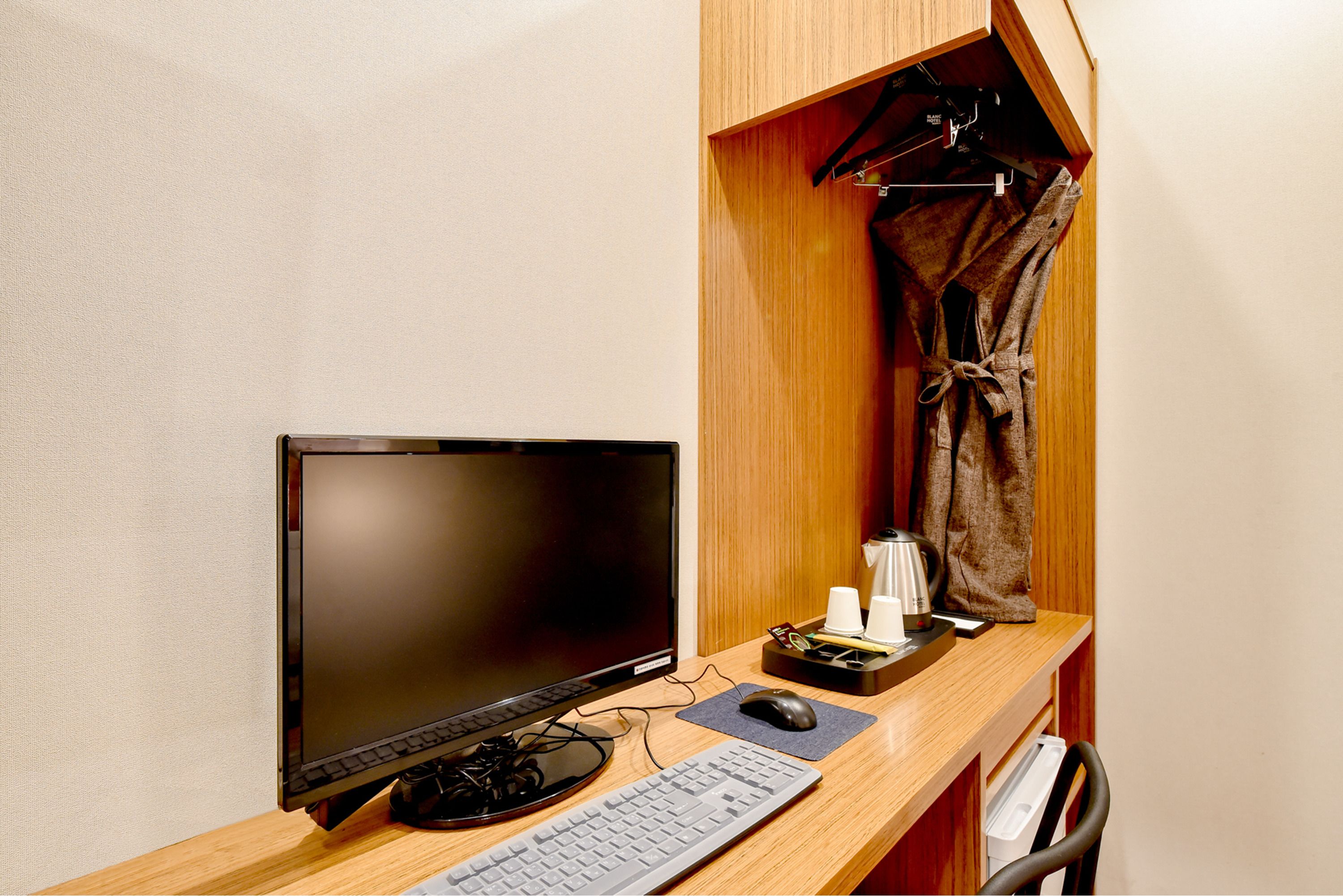 deluxe twin room | room amenity