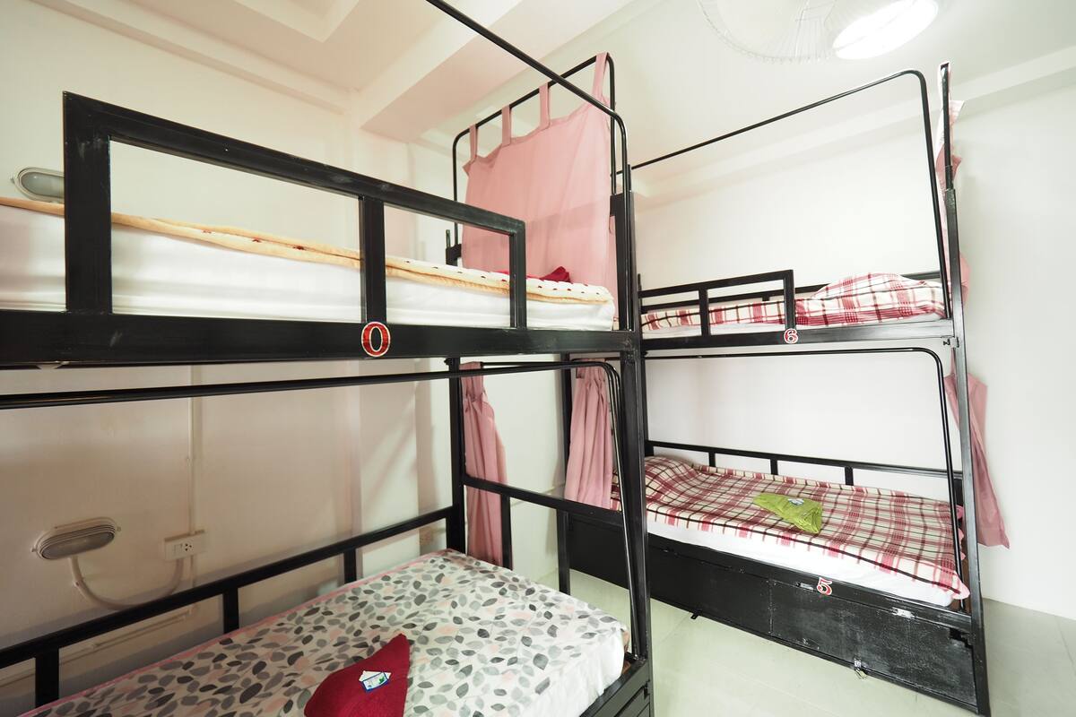 Mixed Dormitory with Shared Bathroom | Wi-Fi gratuit