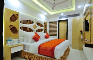 Executive Room | In-room safe, desk, free WiFi - The Gold Inn (New Delhi)