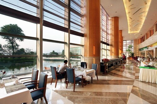 Jiangsu Runao Garden Hotel