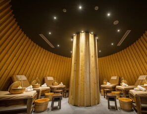 Sauna, steam room, hot springs/mineral springs, body treatments - Alba Wellness Resort By Fusion (Hue)