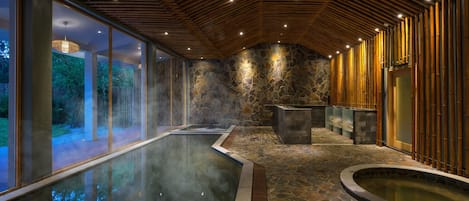 Sauna, steam room, hot springs/mineral springs, body treatments