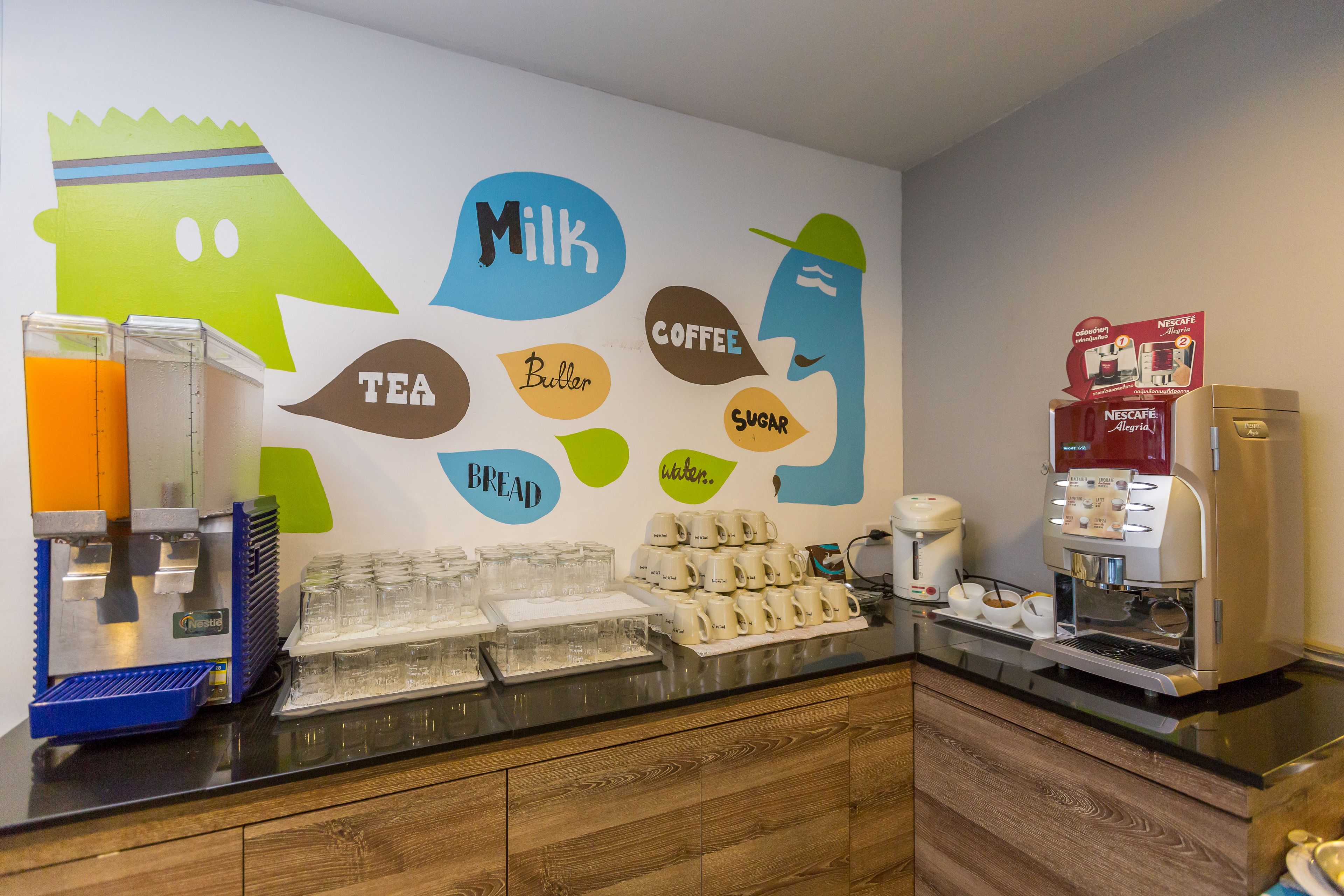 daily buffet breakfast (thb 140 per person)