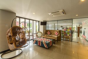 Lobby - Pentahug Hotel (Ubon Ratchathani)