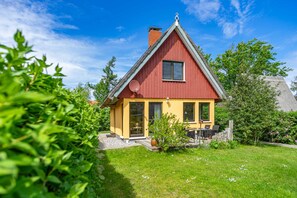 Unclassified image, 3 of 45, button