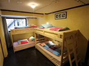 xxxShared Dormitory, Men only | In-room safe, desk, soundproofing, free WiFi - YOKO House - Hostel (Tokyo)