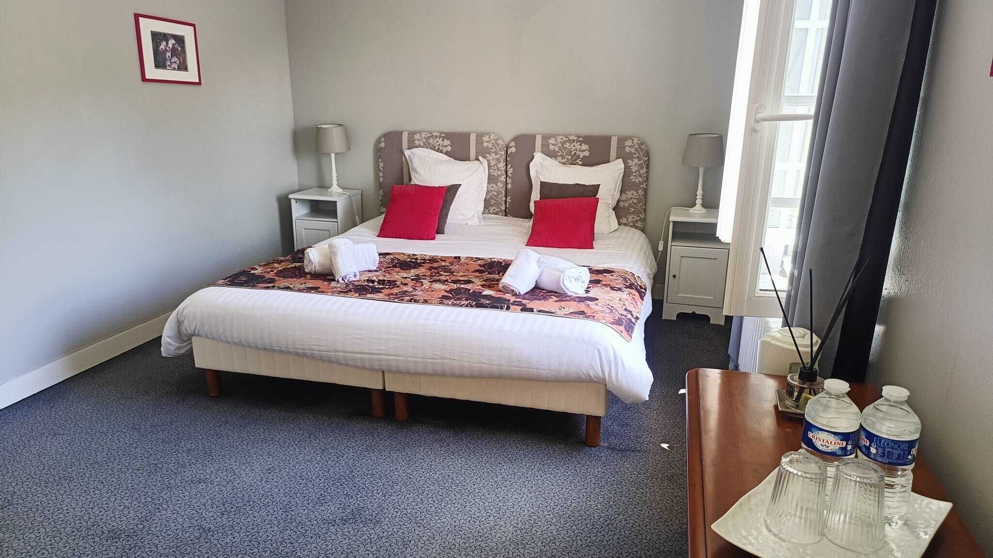 Comfort-Doppelzimmer, eigenes Bad, Flussblick (Chambre Montlouis)