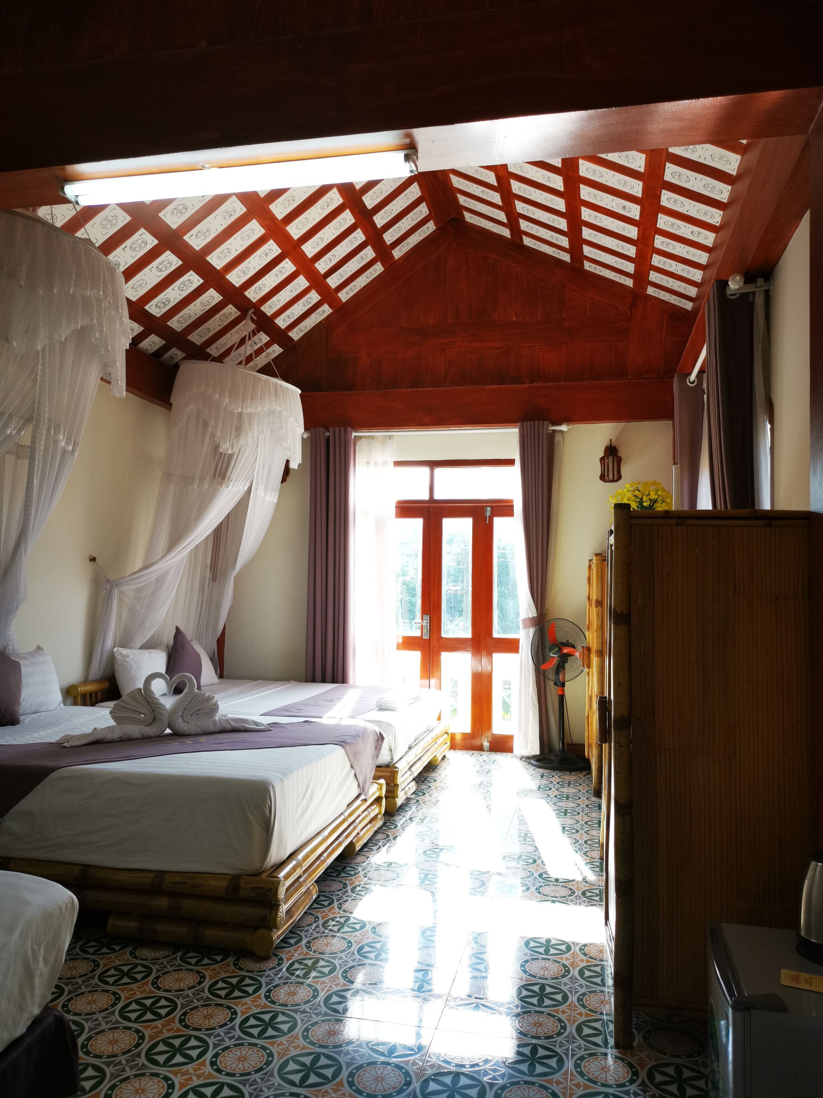 family suite | down duvets, minibar, individually furnished, desk