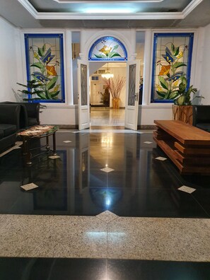 บริเวณนั่งเล่นที่ล็อบบี้