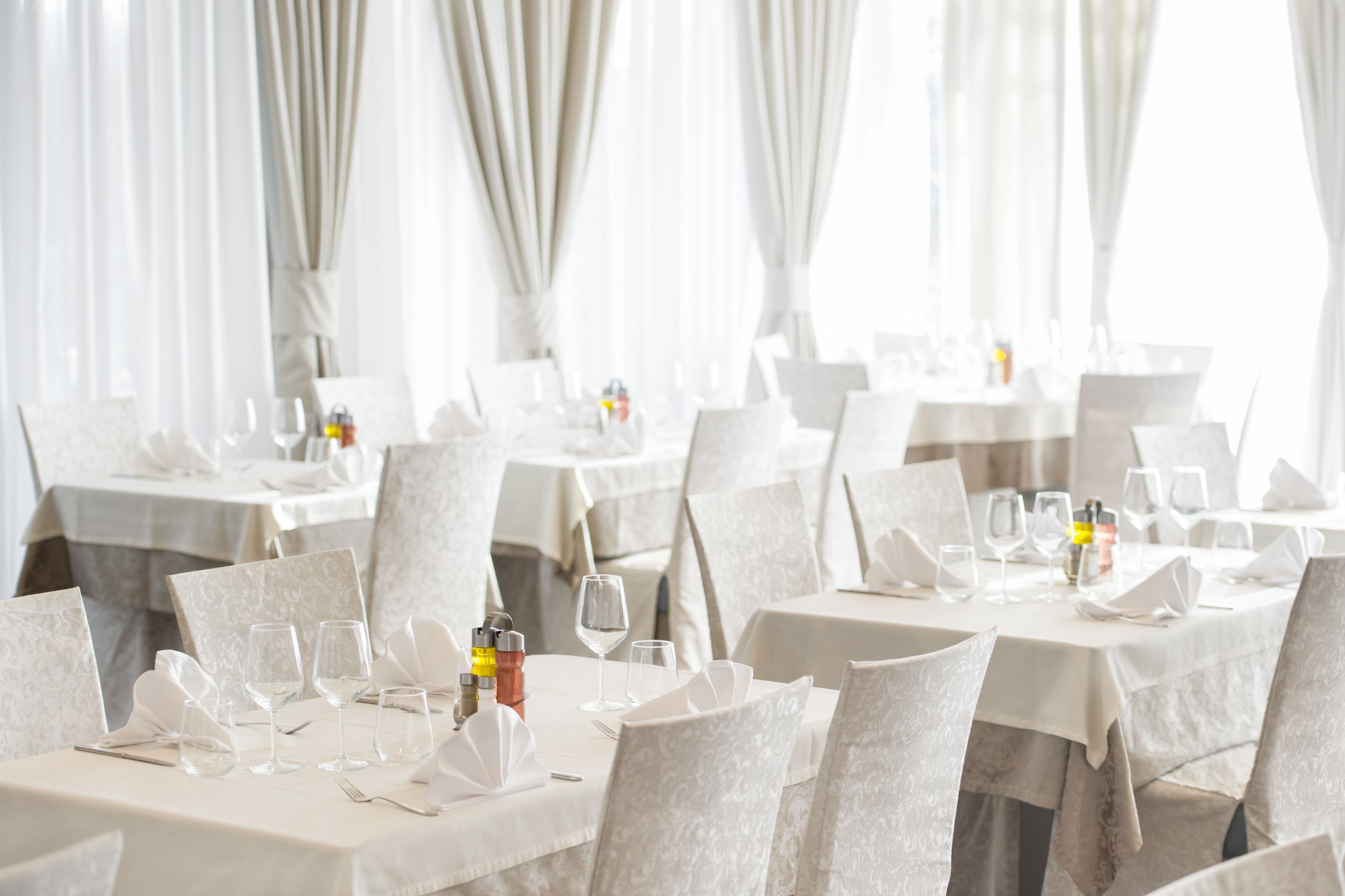 lunch and dinner served, local and international cuisine