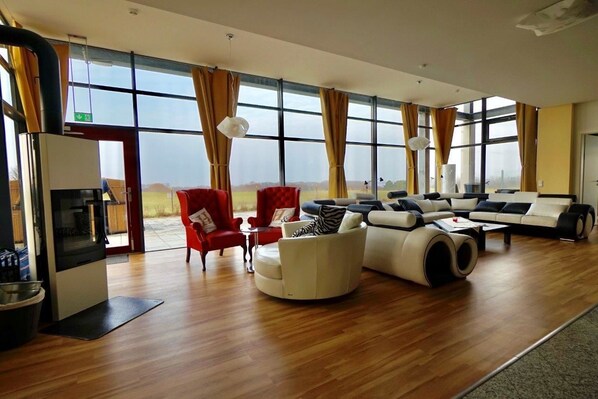 Living room - Panorama Suite (Hohenkirchen)