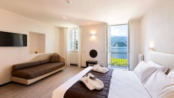 Junior Suite | Premium bedding, minibar, in-room safe, desk