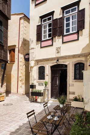 Exterior - Harismari Cozy Hotel (Chania)