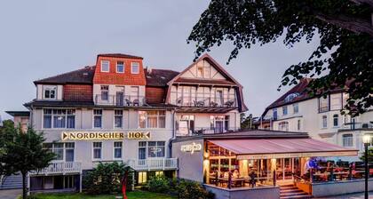 Appartement mit Balkon und Küchenzeile (3 Personen) - Strandhotel Nordischer Hof