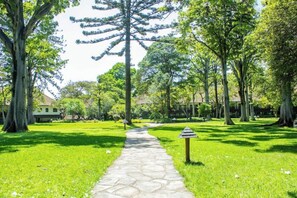 Property grounds - SAFARI PARK HOTEL (NAIROBI)
