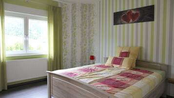 3 sovrum, strykjÀrn/strykbrÀda, wi-fi och sÀngklÀder