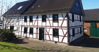 Gräfrath Guesthouse Neunkirchen-Seelscheid