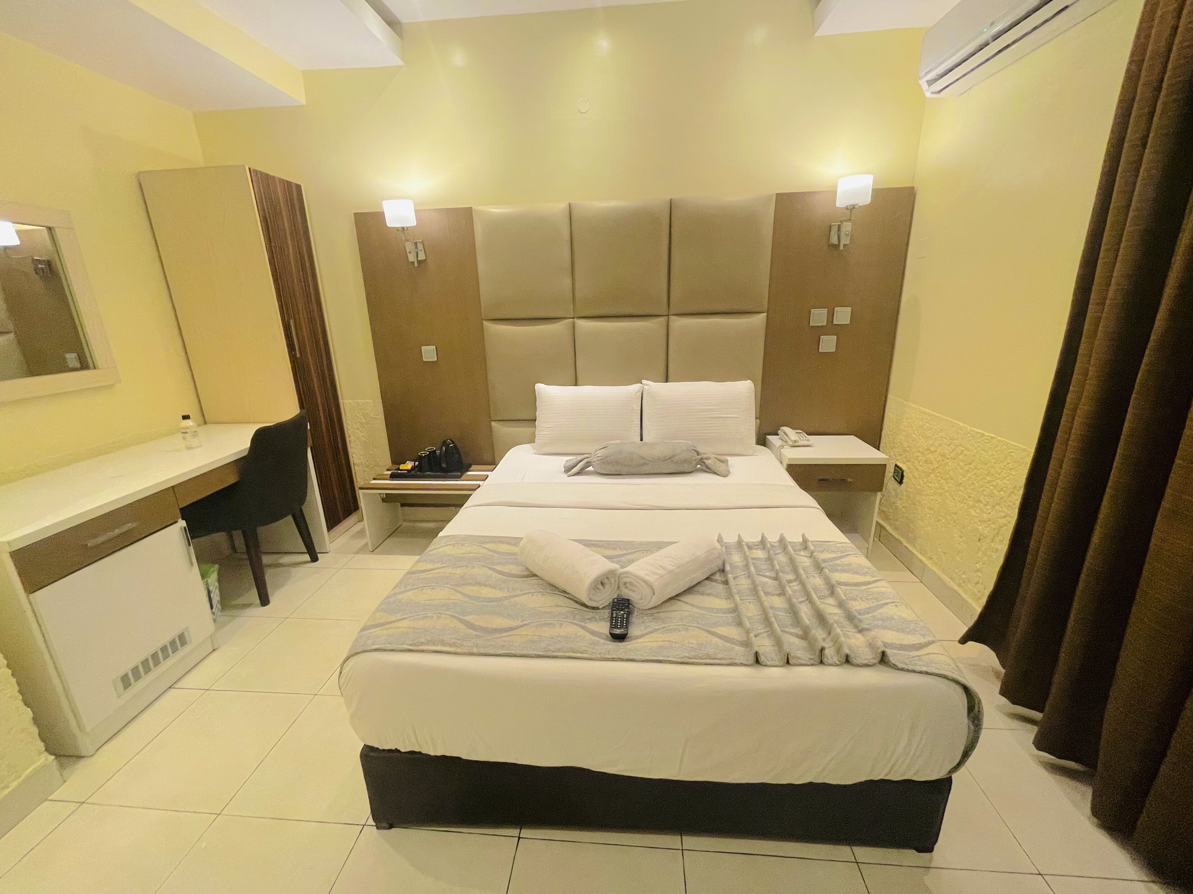 Egyptian cotton sheets, premium bedding, down comforters