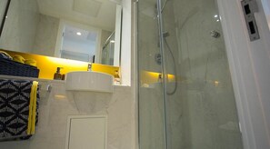 Bathroom - Riverside Glasgow (Glasgow)
