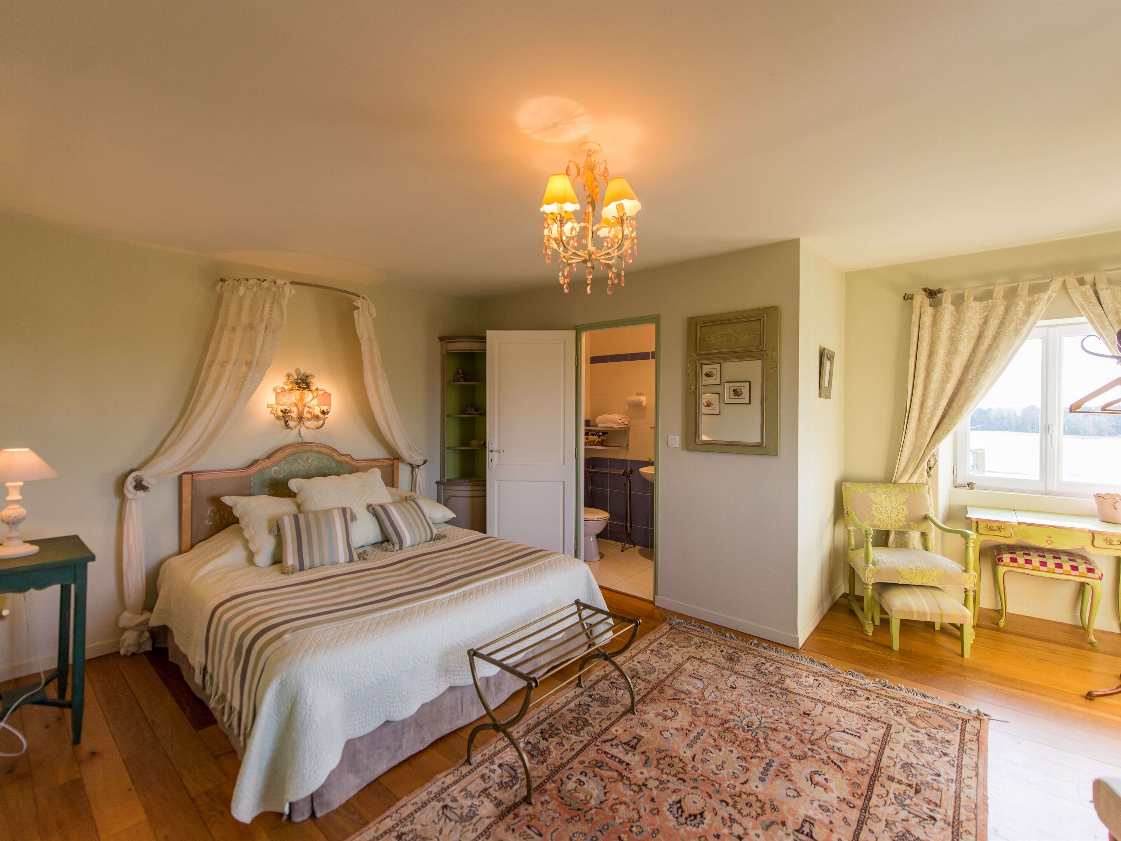 Suite, salle de bains privée, vue mer (Cezembre)