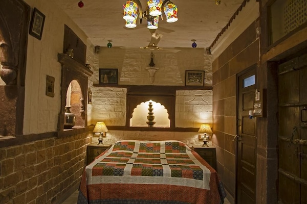 Suite junior | 1 habitación, sábanas de algodón egipcio y ropa de cama de alta calidad