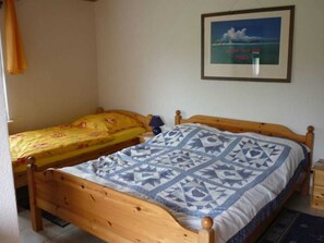1 室のベッドルーム、旅行用ベビーベッド、WiFi、ベッドシーツ
