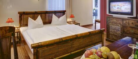 1 bedroom, in-room safe, bed sheets
