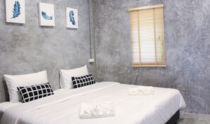 Minibar, desk, free WiFi - The Simple Koh Yao Noi (Ko Yao)