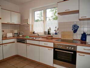 Frigorifero, forno, lavastoviglie, macchina per tè/caffè
